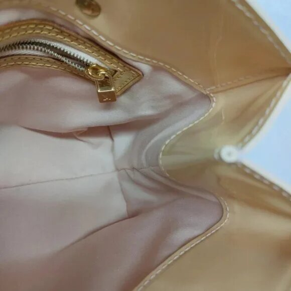 Louis Vuitton LV Hand Bag ReadePM Ivory Vernis 380-032125 - Picture 13 of 16